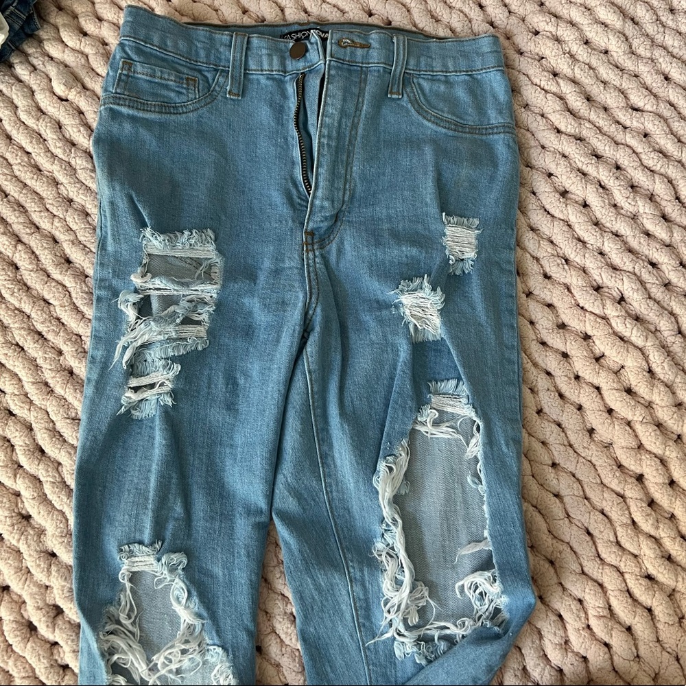 Fashion nova distressed jeans